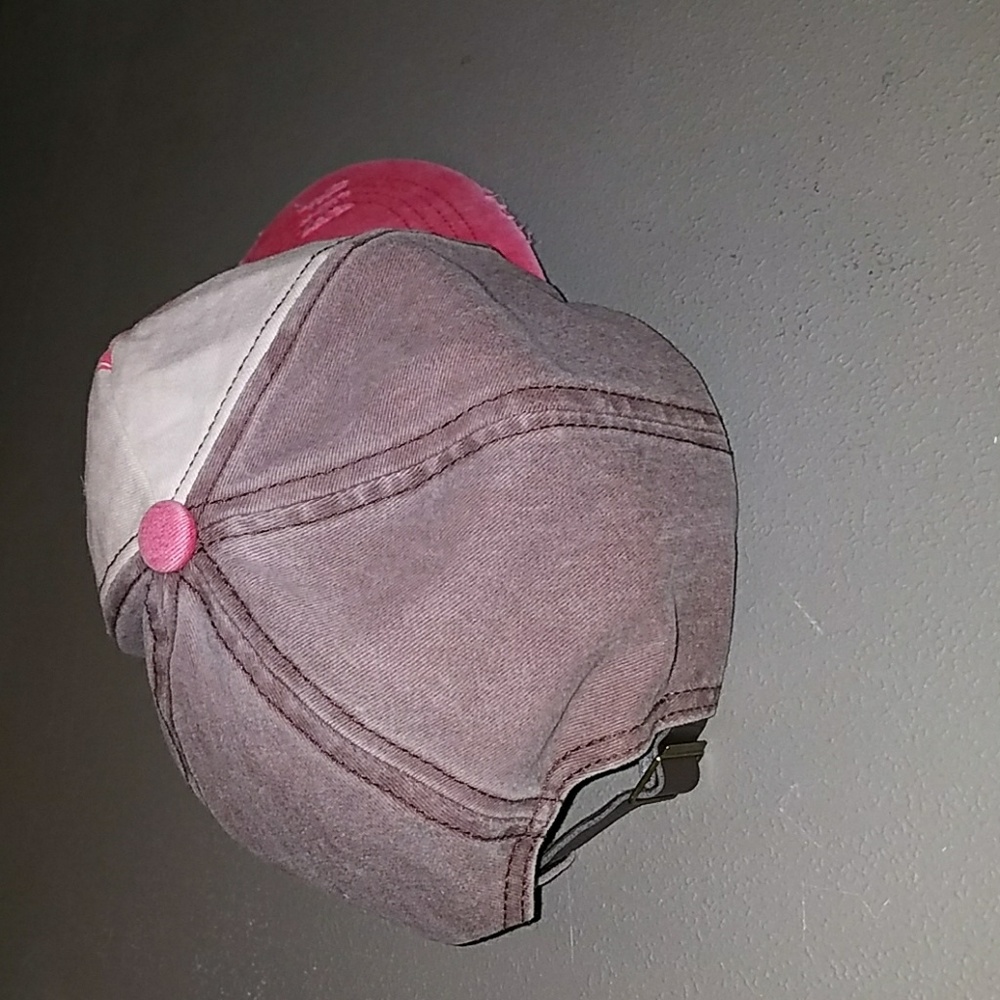 Hat - Picture 2 of 3